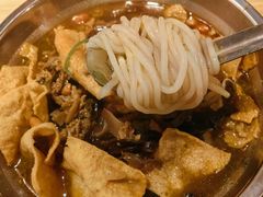 -柳州肥姨妈大骨螺蛳粉(东靖路店)