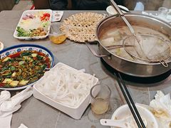 -官塘陈记鱼生·潮汕砂锅粥·牛肉火锅(潮枫路总店)