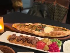 四季皮塔饼-Efes Turkish & Mediterranean Cuisine 艾菲斯餐厅(陆家嘴店)