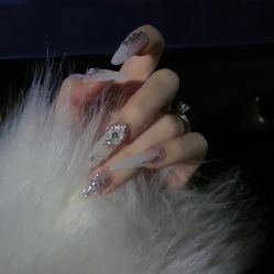 -IDO美甲美睫
