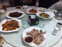 -赶海部落海鲜城(海阳路店)