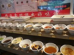 自助调料区-高兴壹锅·潮汕鲜牛肉火锅(良乡梅花庄店)