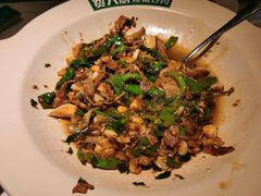 -费大厨辣椒炒肉(高铁吾悦广场店)