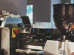 -Punchline Coffee&Roaster(同济大学店)