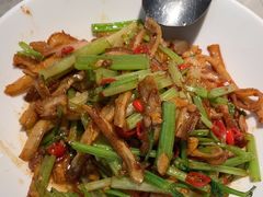 -鱼你相聚·河鲜馆(袁家岭店)