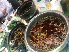 -渝君重庆火锅(嘉宾路店)