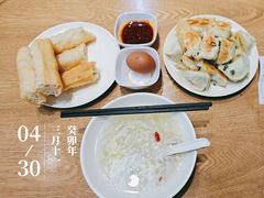 -三好食堂(煎饺·馄饨·肉饼米线·盛世广场店)