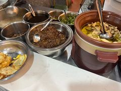 -地道战卤粉(名牌大厦店)