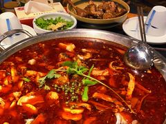 -小饕荟雅安贡椒鱼鲜馆(广福桥店)