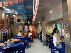 大堂-马路边边麻辣烫联盟路店