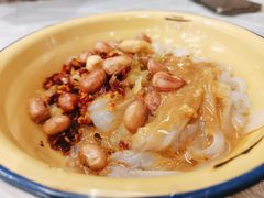 刮凉粉-东排食堂长沙小吃大排档(五一广场店)