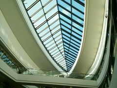 -上海滴水湖皇冠假日酒店