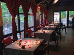 -弦月窗LUNETTE BY AMANDA(复兴路店)