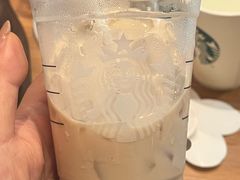 -星巴克(西安李家村万达店)