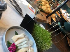 -煲宫猪肚鸡(晶品店)