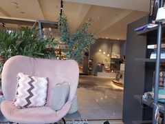 -新华里咖啡书吧(新华书店小寨店)