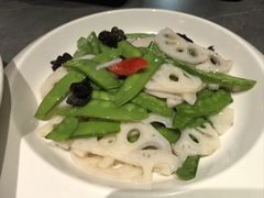 荷塘月色-佬太公海鸭·海鲜大排档(上海总店)