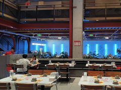 -肥肥虾庄·金牌油焖大虾(杨园滨江时代walk店)