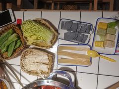 -贤合庄卤味火锅(时代广场店)