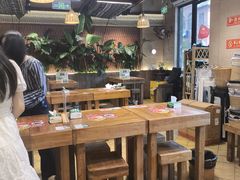 -云阿蛮云南生烫牛肉米线(奉贤路店)