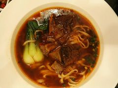 -康师傅私房牛肉面(马泉营奥莱店)