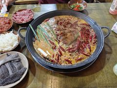 -黄潇洒老火锅(九眼桥宏济巷店)