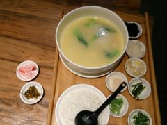 -茶花妹子云南餐厅(传媒大学店)