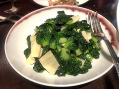 冬笋炒塔菜-杭州西子湖四季酒店·金沙厅