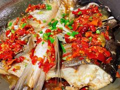 剁椒鱼头-俏湘厨•地道湘菜(北洼路店)