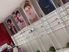 -吴良材眼镜(南翔印象城MEGA店)