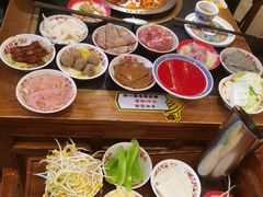 -沸炉重庆老火锅(军事博物馆店)