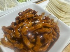 -娜仁图雅蒙古美食村(33小镇店)
