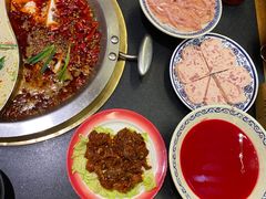 -沸炉重庆老火锅(军事博物馆店)