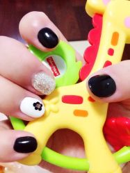 -小红楼美甲美容中心