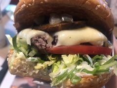 -The Habit Burger Grill 哈比特汉堡(复兴soho店)