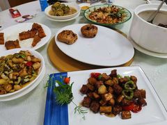 -合和美食馆(壹村东心岭2巷店)