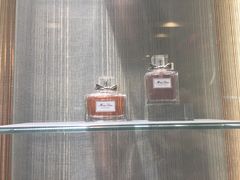 -DIOR迪奥(德基广场女装店)