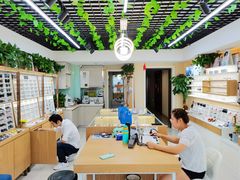 -视野联行眼镜·蔡司·控优点授权(长白万象汇店)