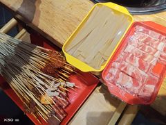 -袁记串串香(川师店)