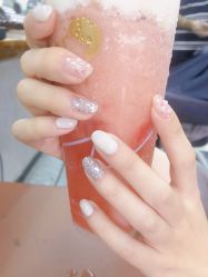 -爱美睫美甲会馆