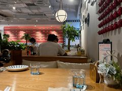 -必胜客(百联又一城店)