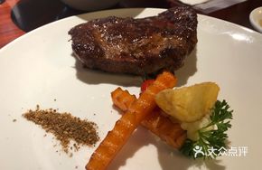 Fruit Wood Rose Salt Ribeye Steak