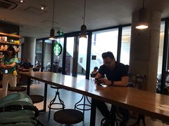 -星巴克(上海虹桥南丰城办公楼店)