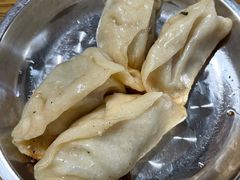 -黄阿姨锅贴大王(万航渡路店)