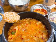 大酱汤-黑豚黨韩国烤肉料理(悦然时光店)