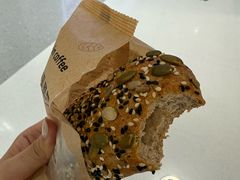 -瑞幸咖啡(科尔达大厦店)