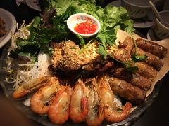 -大头虾越式风味餐厅(光明广场店)