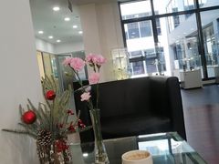 -浙江星杭奔驰4S店(海创园店)