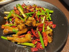 辣炒鸡爪-曼听小寨海鲜烧烤·大连辣炒大王(盖州街店)