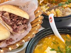 -闫家驴肉老店(华电一校店)